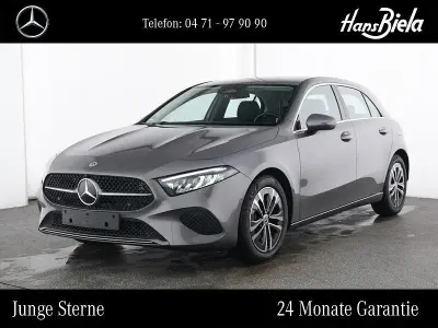 Gebraucht Mercedes A180 Progressive 136 PS (100 kW) 2025 Mountaingrau Limousine