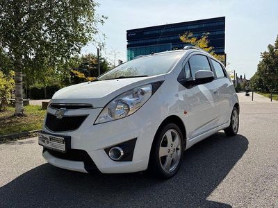 Schneeweiss/summitwhite/arctic Gebraucht 2011 Chevrolet Spark LT Kleinwagen | 2.490 € (Etwas zu teuer)