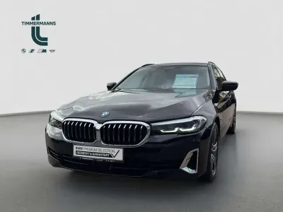 Gebraucht BMW 530e Luxury Line 292 PS (214 kW) 2022 Kombi
