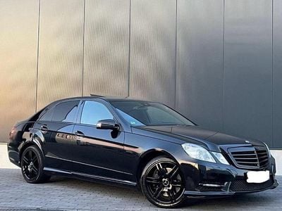 Gebraucht Mercedes E500 Avantgarde 387 PS (284 kW) 2010 Schwarz Limousine