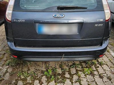 Gebraucht Ford Focus 110 PS (80 kW) 2010 Blau Kombi