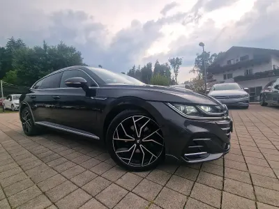 Gebraucht VW Arteon 150 PS (110 kW) 2021 Grau Kombi