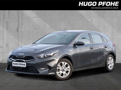 Gebraucht Kia Ceed Vision 160 PS (117 kW) 2023 Pentametal metallic Kleinwagen