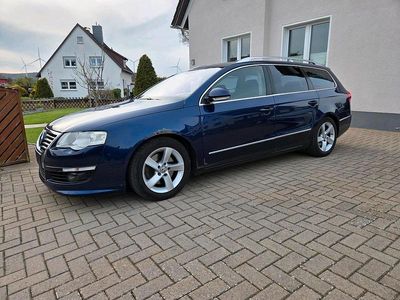 Gebraucht VW Passat 140 PS (102 kW) 2009 Blau Kombi