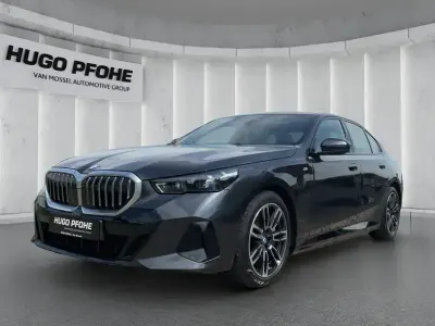 Gebraucht BMW 550e M Sport 490 PS (360 kW) 2024 Grau Limousine