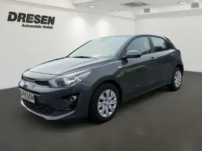 Gebraucht Kia Rio Edition 7 84 PS (61 kW) 2023 Prg) perennial grey m (grau Kleinwagen