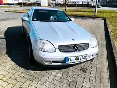 Gebraucht Mercedes SLK230 193 PS (141 kW) 1996 Silber Cabrio