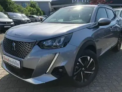 Gebraucht Peugeot e-2008 Allure+ 100 kW (136 PS) 2021 Grau SUV