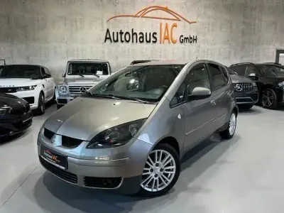 Gebraucht Mitsubishi Colt 95 PS (69 kW) 2008 Grau Kleinwagen