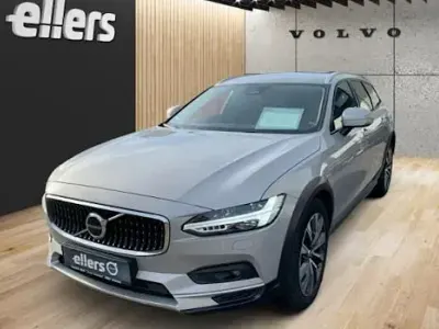 Begagnad Volvo V90 CC Plus 197 HK (144 kW) 2022 Silver Kombi