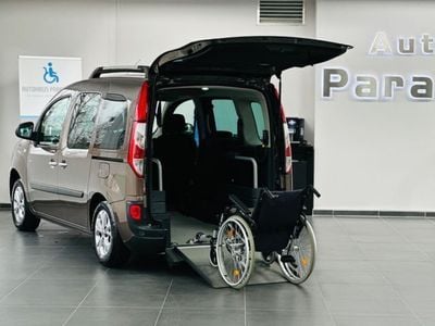 Usata Renault Kangoo LIMITED 114 CV (83 kW) 2017 Marrone Monovolume