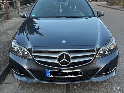 Gebraucht Mercedes E250 204 PS (150 kW) 2017 Grau Limousine