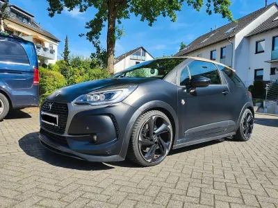 Gebraucht DS Automobiles DS3 Performance Black Special 208 PS (152 kW) 2017 Schwarz Kleinwagen