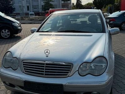 Mercedes C220