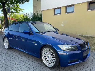 Gebraucht BMW 325 M Sport 218 PS (160 kW) 2005 Blau Limousine