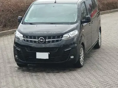 Usata Opel Vivaro 150 CV (110 kW) 2020 Nero Monovolume