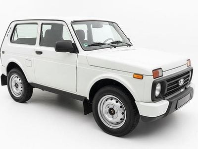 Gebraucht Lada Urban 83 PS (61 kW) 2018 Weiß SUV