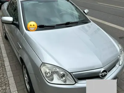 Gebraucht Opel Tigra 90 PS (66 kW) 2006 Silber Cabrio