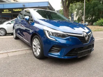 Gebraucht Renault Clio Intens 91 PS (66 kW) 2022 Blau Kleinwagen