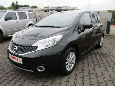 Gebraucht Nissan Note Acenta 80 PS (58 kW) 2013 Z11 vulkanschwarz Kleinwagen