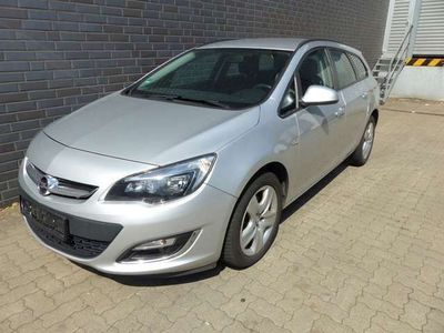 gebraucht Opel Astra Sports Tourer Edition Automatik/Navi/PDC