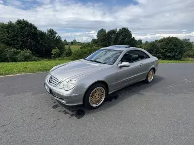 Gebraucht Mercedes CLK320 218 PS (160 kW) 2003 Grau Coupé