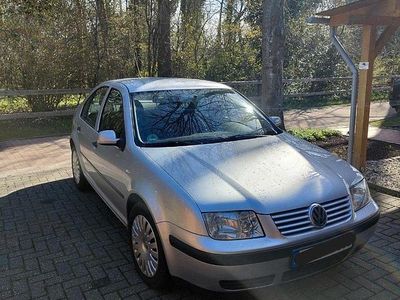 Gebraucht VW Bora 75 PS (55 kW) 2000 Silber Limousine
