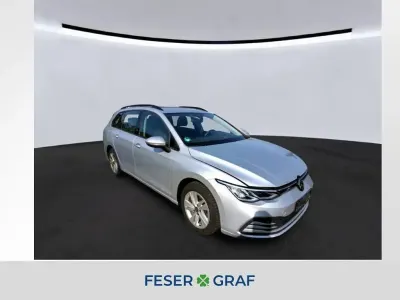Gebraucht VW Golf VIII Life 116 PS (85 kW) 2024 Reflexsilber Kombi