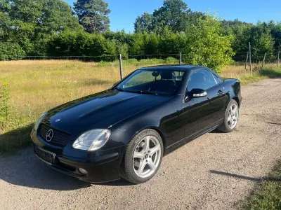 Gebraucht Mercedes SLK200 163 PS (119 kW) 2001 Schwarz Cabrio