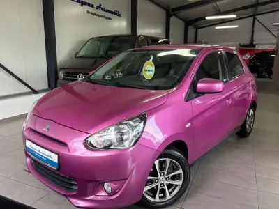 Gebraucht Mitsubishi Space Star Diamant Edition 80 PS (58 kW) 2015 Violett Limousine