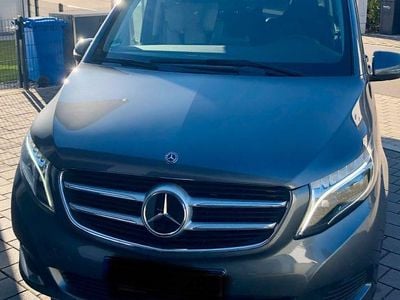 Gebraucht Mercedes V220 Edition 163 PS (119 kW) 2018 Grau Van / Kleinbus