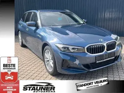 Gebraucht BMW 318 Sport Line 156 PS (114 kW) 2025 Blau Kombi