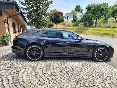 Porsche Panamera 4