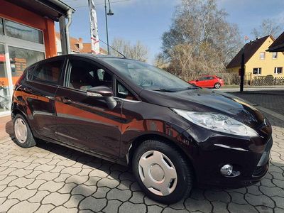 Gebraucht Ford Fiesta Titanium 82 PS (60 kW) 2010 Morello Kleinwagen