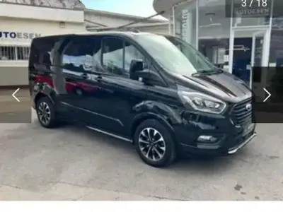 Gebraucht Ford Tourneo Sport 185 PS (136 kW) 2021 Schwarz Van / Kleinbus