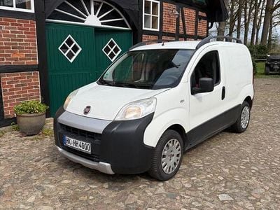 Second-hand Fiat Fiorino 75 CP (55 kW) 2016 Alb Monovolum