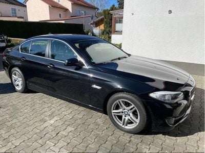 Schwarz Gebraucht 2013 BMW 520 Limousine | 18.600 € (Teuer)