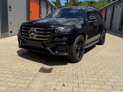 Schwarz Neu 2025 Mercedes GLS450 SUV | 146.965 €