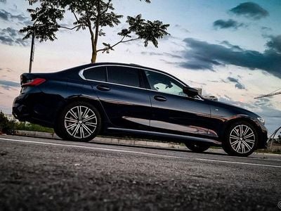 Gebraucht BMW 330e M Sport 292 PS (214 kW) 2021 Blau Limousine