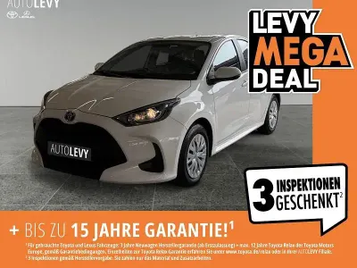 Gebraucht Toyota Yaris Comfort 116 PS (85 kW) 2022 Weiß Kleinwagen