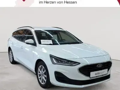 Second-hand Ford Focus Cool & Connect 120 CP (88 kW) 2022 Alb Berlinǎ