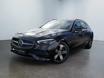 Gebraucht Mercedes C300 Avantgarde 265 PS (194 kW) 2022 Schwarz Limousine