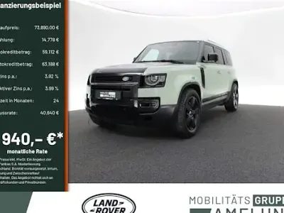 Gebraucht Land Rover Defender 75th Limited Edition 300 PS (220 kW) 2024 Grün SUV