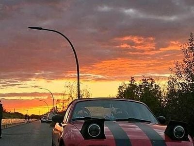 Gebraucht Mazda MX5 116 PS (85 kW) 1993 Rot Cabrio