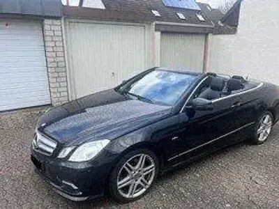 Gebraucht Mercedes E350 AMG 265 PS (194 kW) 2011 Schwarz Cabrio