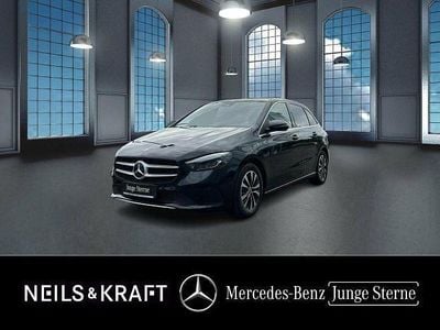Gebraucht Mercedes B200 Progressive 150 PS (110 kW) 2022 Unilack nachtschwarz Van / Kleinbus