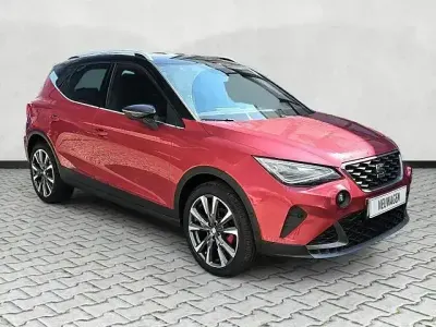 Neu Seat Arona FR 150 PS (110 kW) 2025 Schwarz SUV