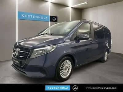 Gebraucht Mercedes V250 190 PS (139 kW) 2025 Blau Van / Kleinbus