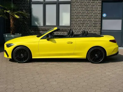 Gebraucht Mercedes CLE450 381 PS (280 kW) 2024 Blau Cabrio