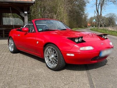 Second-hand Mazda MX5 116 CP (85 kW) 1990 Roșu Cabrio